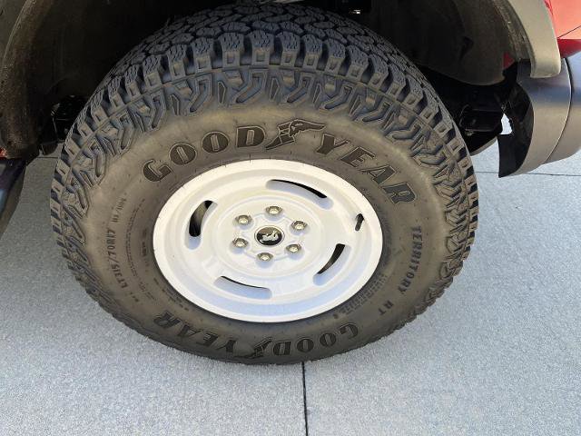 Certified 2025 Ford Bronco Heritage Edition AWD/4WD image 31