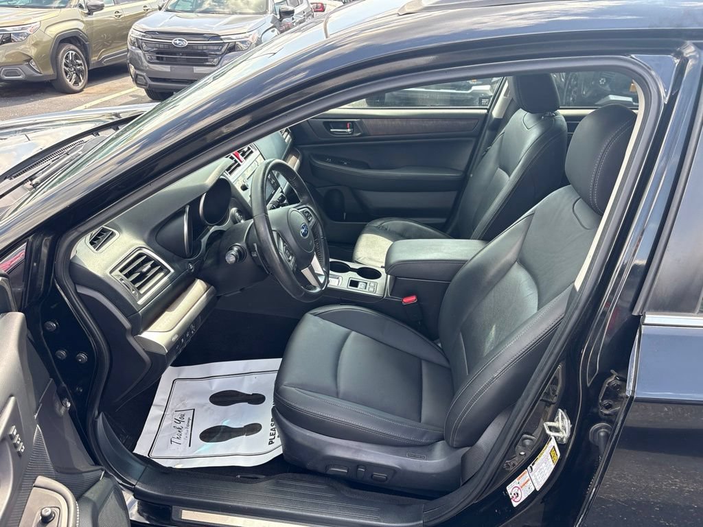 Used 2017 Subaru Outback 2.5i Limited AWD/4WD image 9