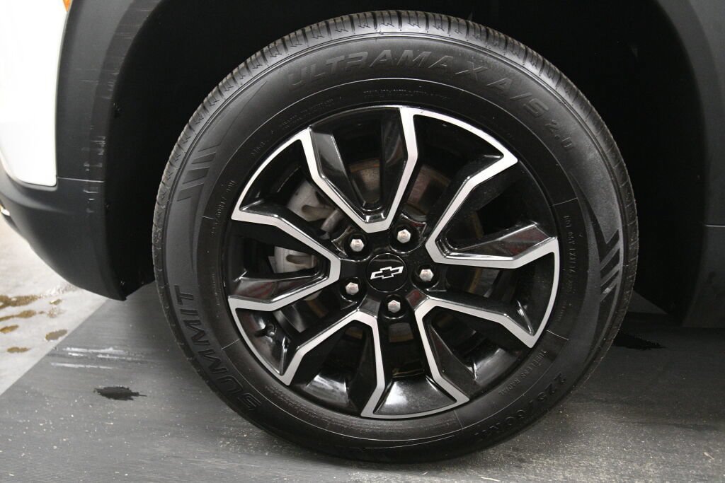 Used 2024 Chevrolet TrailBlazer ACTIV w/ Convenience Package AWD/4WD image 32