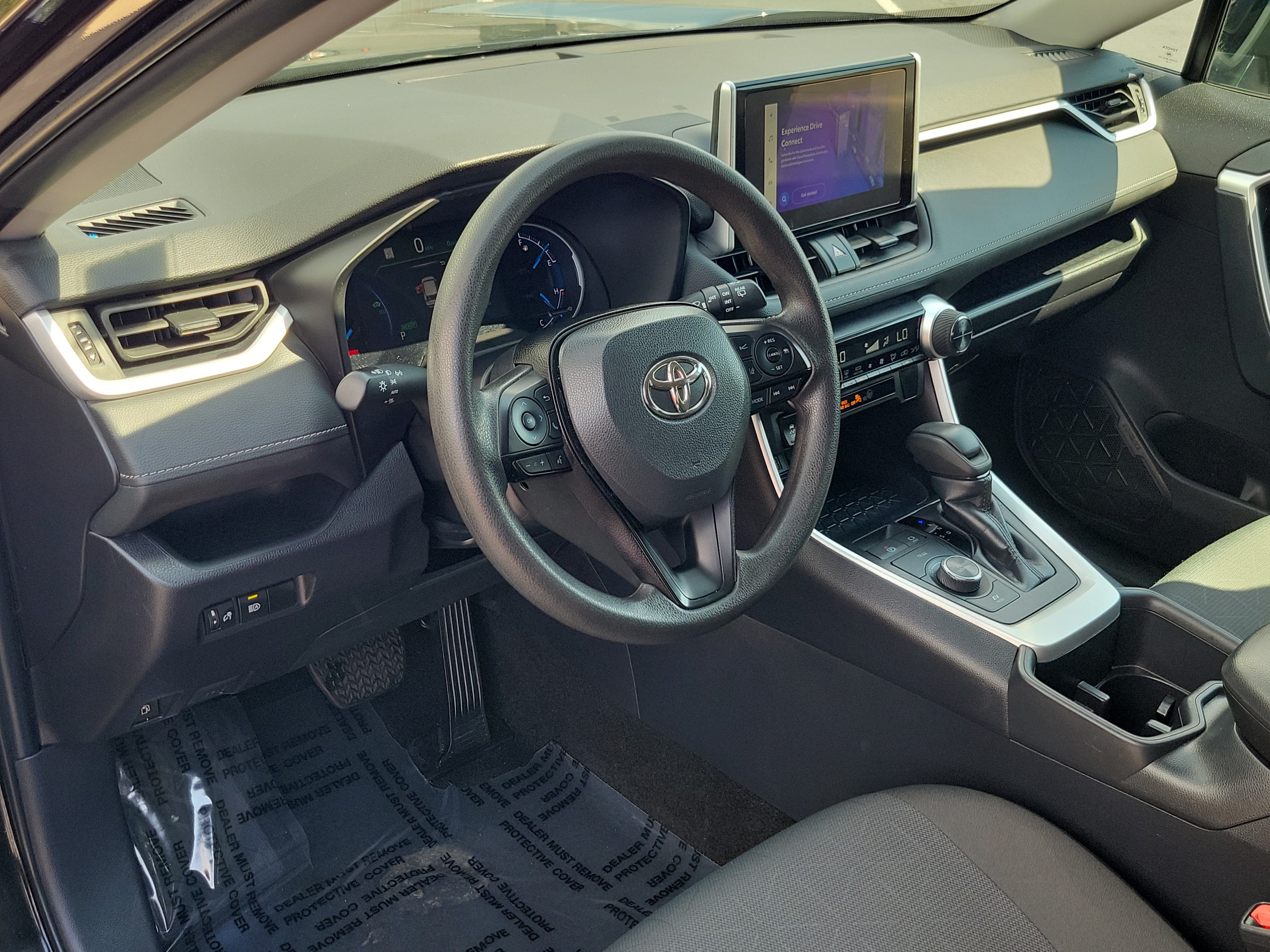 Certified 2025 Toyota RAV4 XLE AWD/4WD image 17