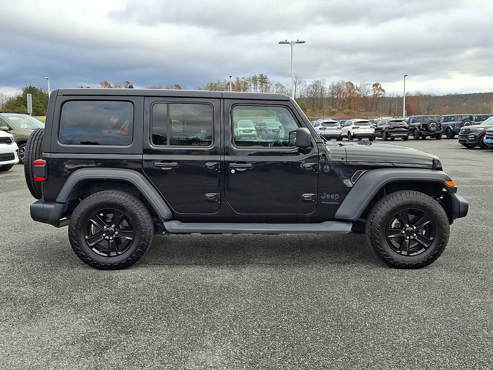 Used 2020 Jeep Wrangler Unlimited Sport image 7