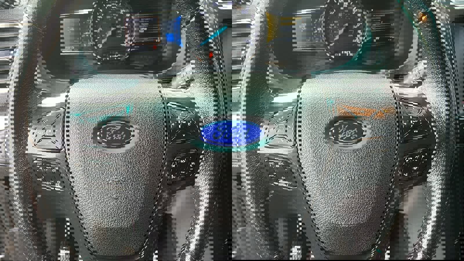 Used 2016 Ford Explorer XLT w/ Equipment Group 202A image 11