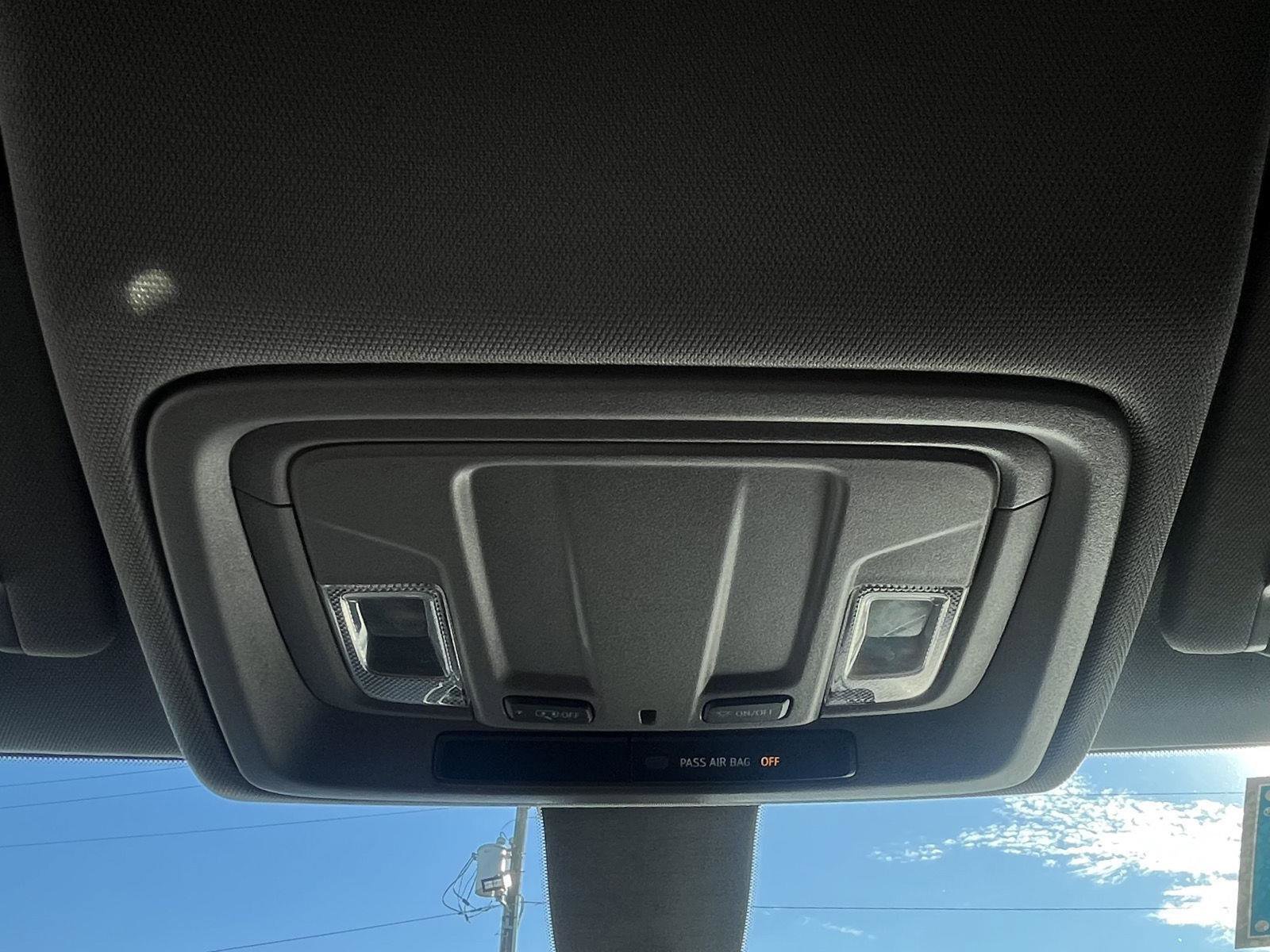 Used 2020 Chevrolet Silverado 1500 Custom Trail Boss w/ Custom Convenience Package image 9