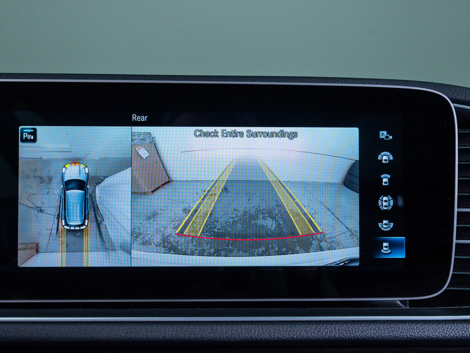 Used 2021 Mercedes-Benz GLE 350 4MATIC image 25