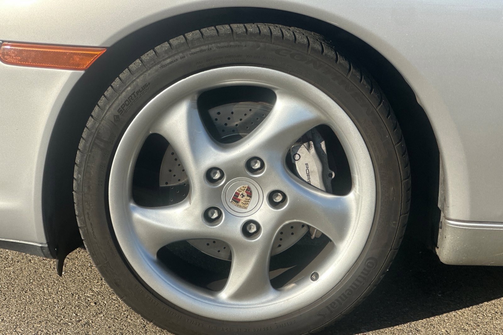 Used 2002 Porsche 911 Carrera 4 image 39