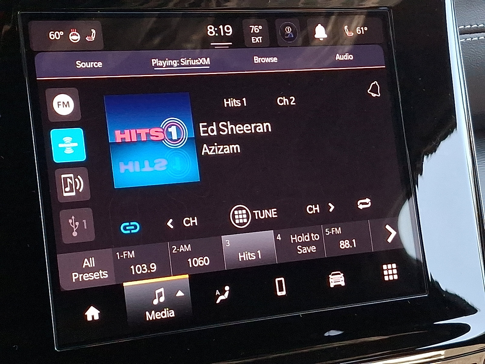 New 2025 Jeep Grand Cherokee Altitude image 11