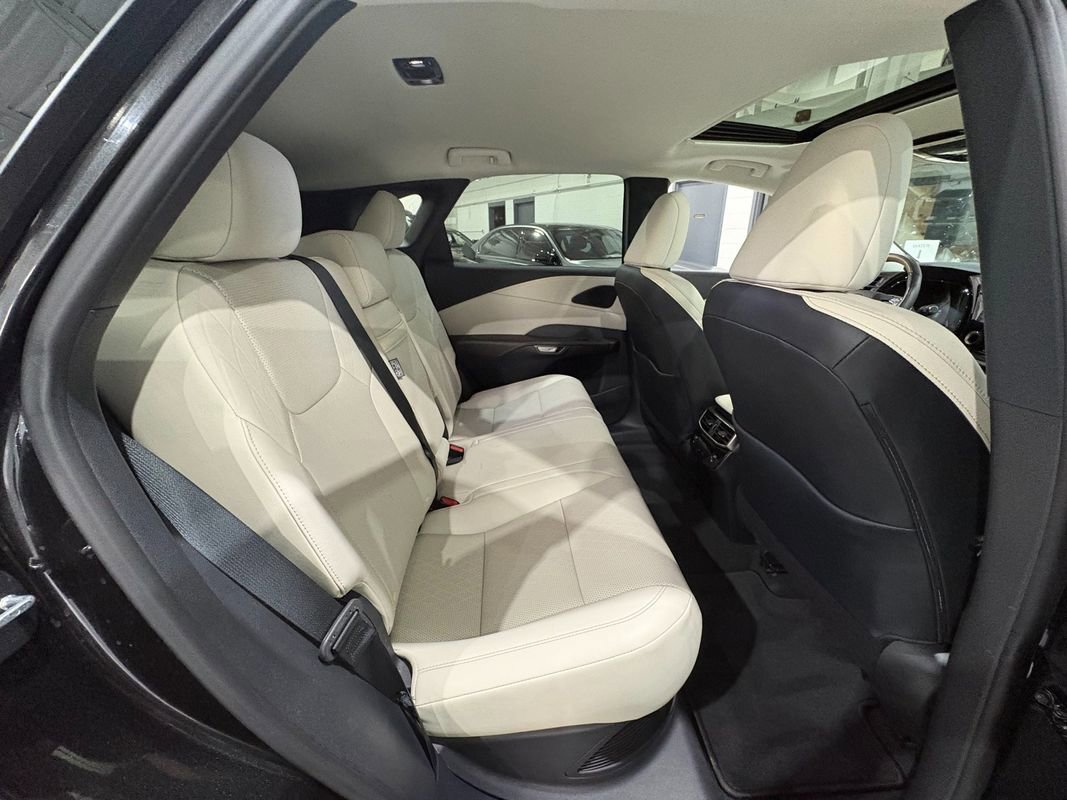 Used 2024 Lexus RX 350 image 45