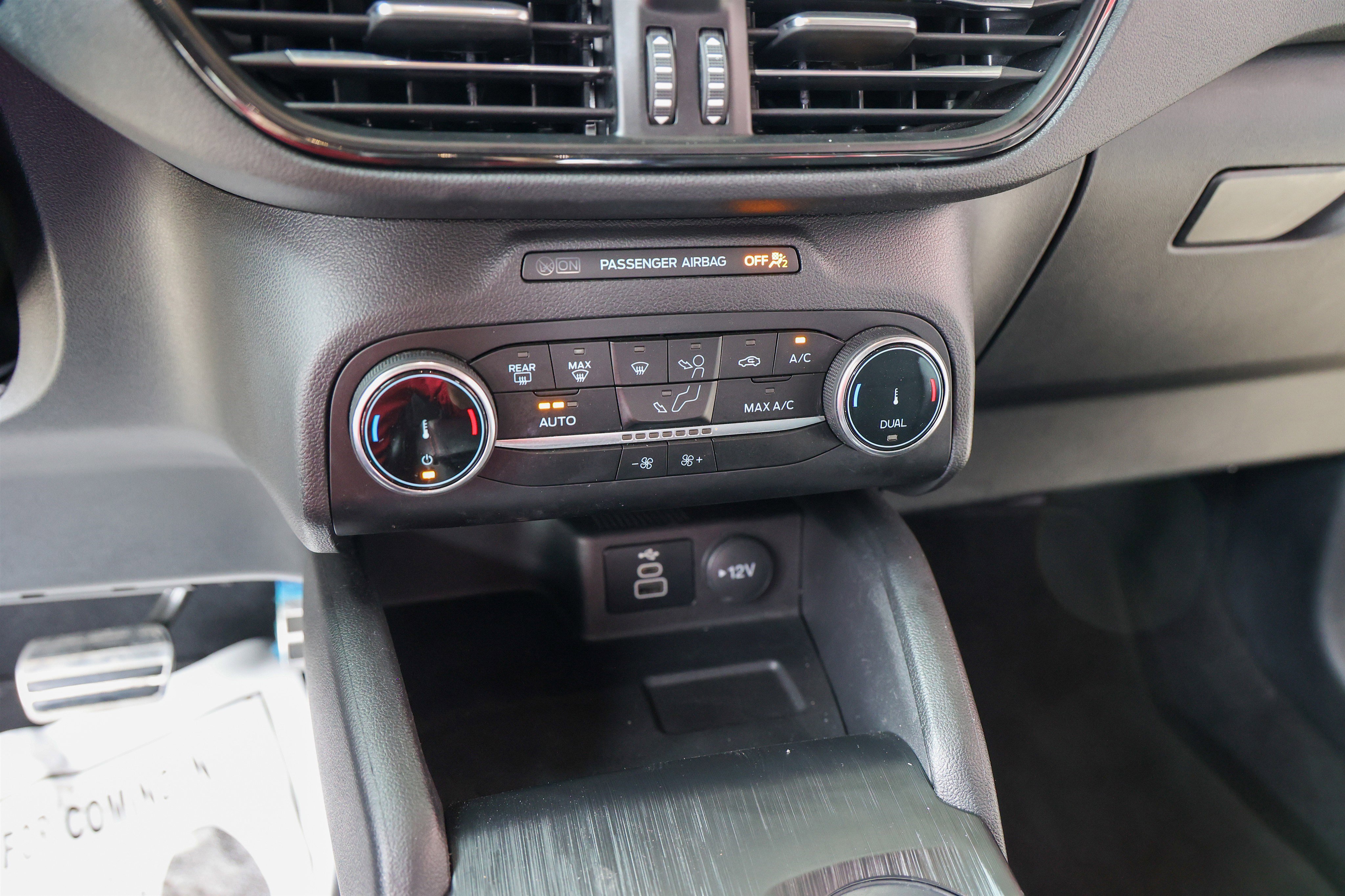 Used 2024 Ford Escape ST-Line image 22