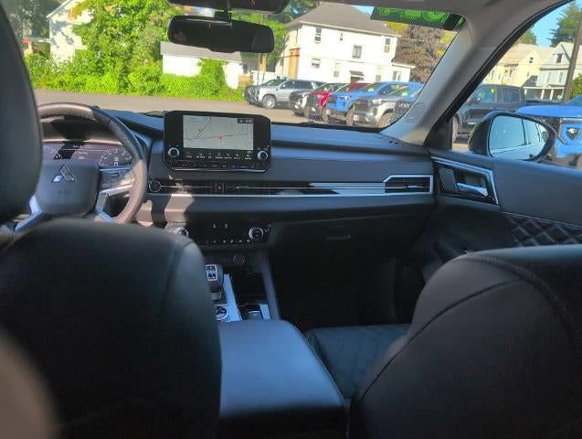 Used 2024 Mitsubishi Outlander SEL image 21