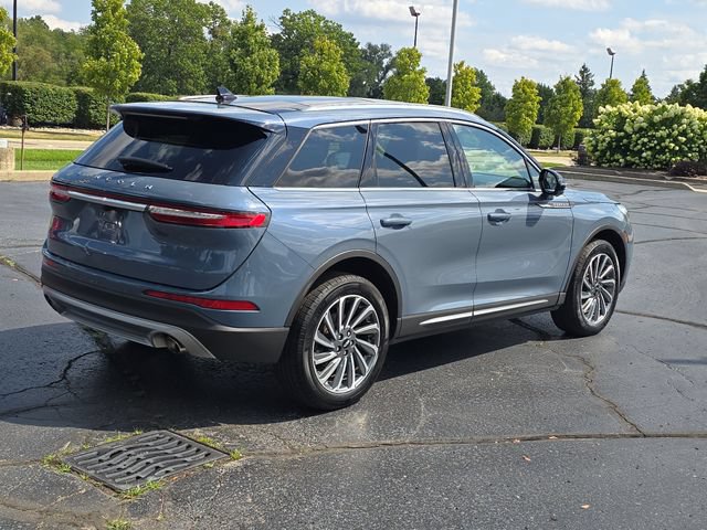 Used 2024 Lincoln Corsair Reserve w/ Equipment Group 201A AWD/4WD image 4