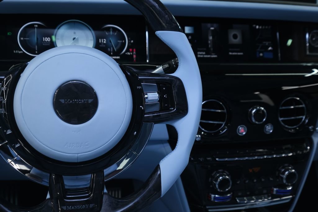 Used 2026 Rolls-Royce Phantom Sedan image 83