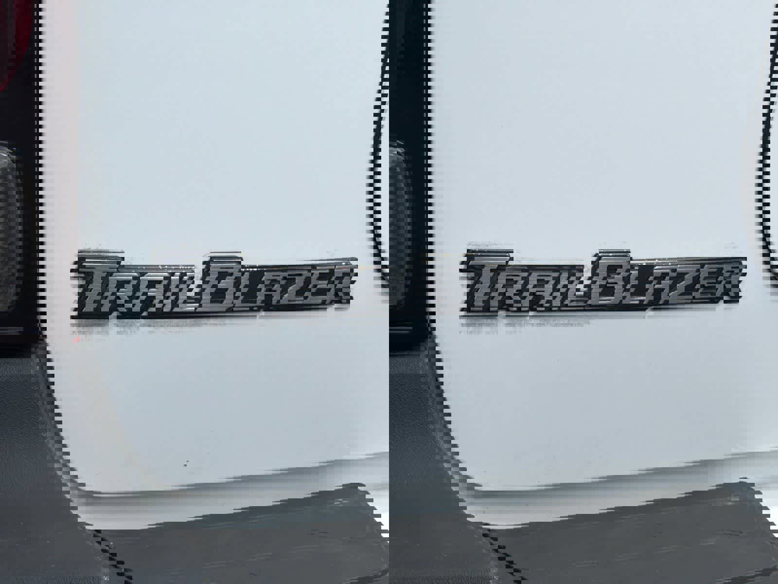 Used 2003 Chevrolet TrailBlazer 4WD image 26