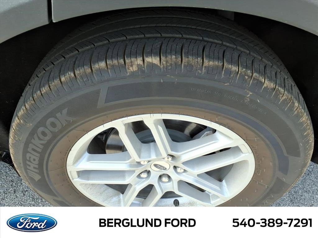 Used 2026 Ford Explorer Active image 11
