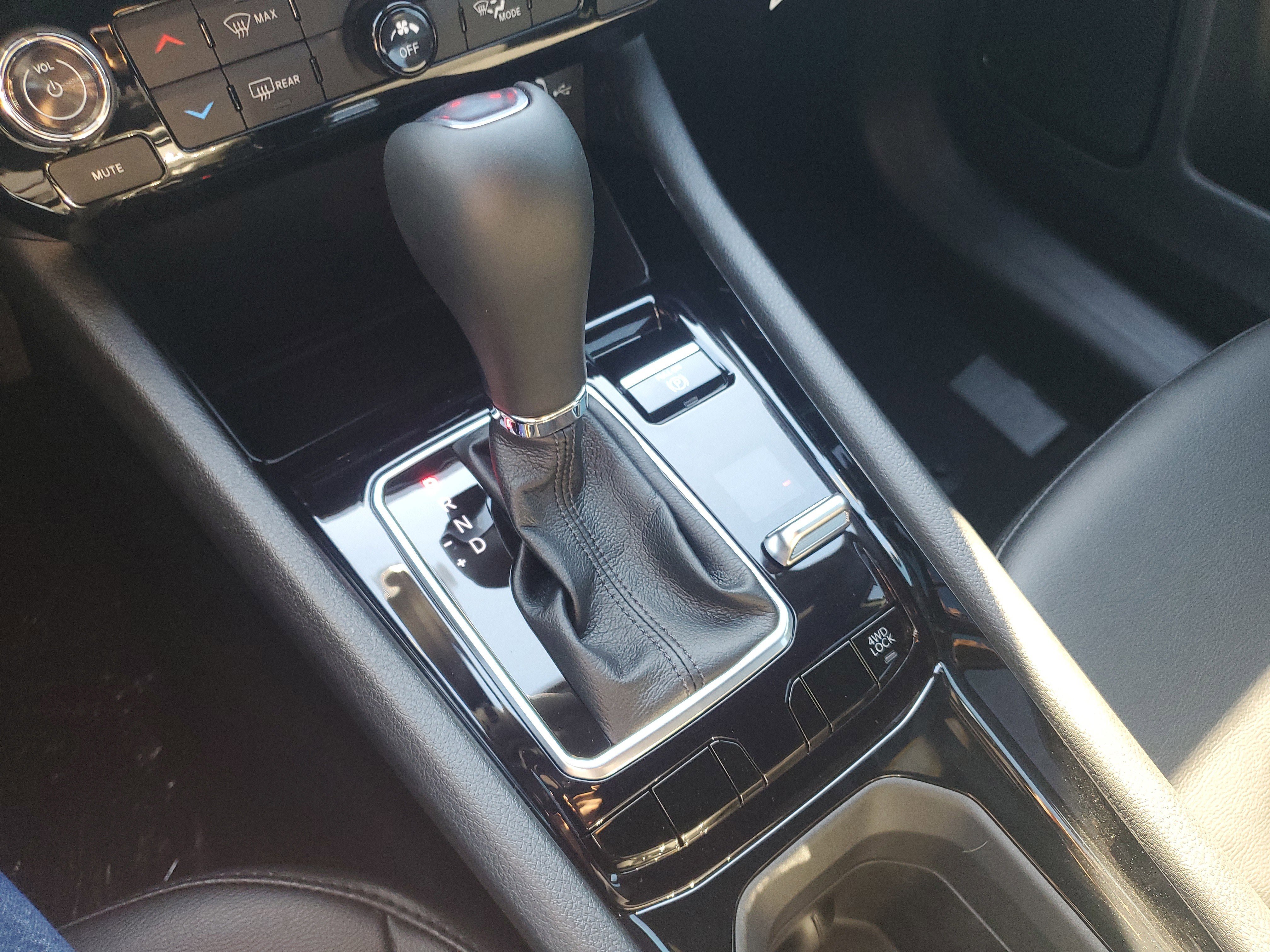 New 2026 Jeep Compass Latitude image 17