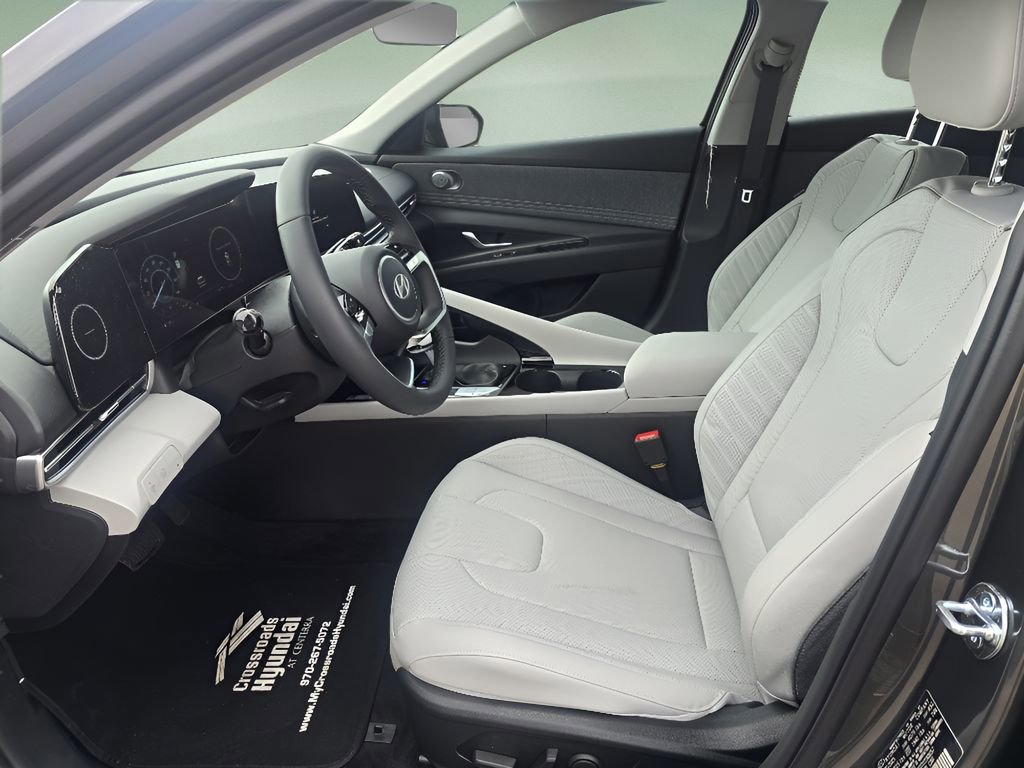 New 2026 Hyundai Elantra Limited image 11