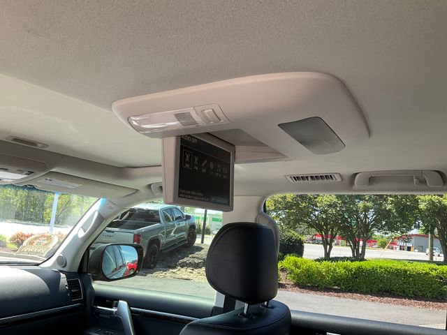 Used 2014 Toyota Land Cruiser image 19