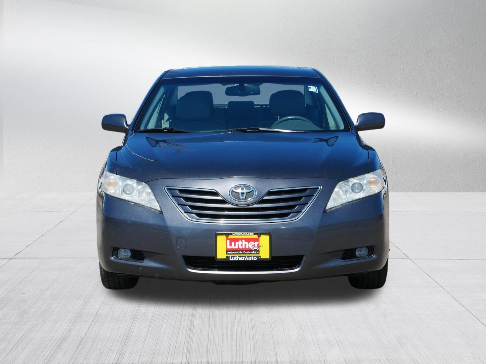 Used 2007 Toyota Camry LE FWD image 2