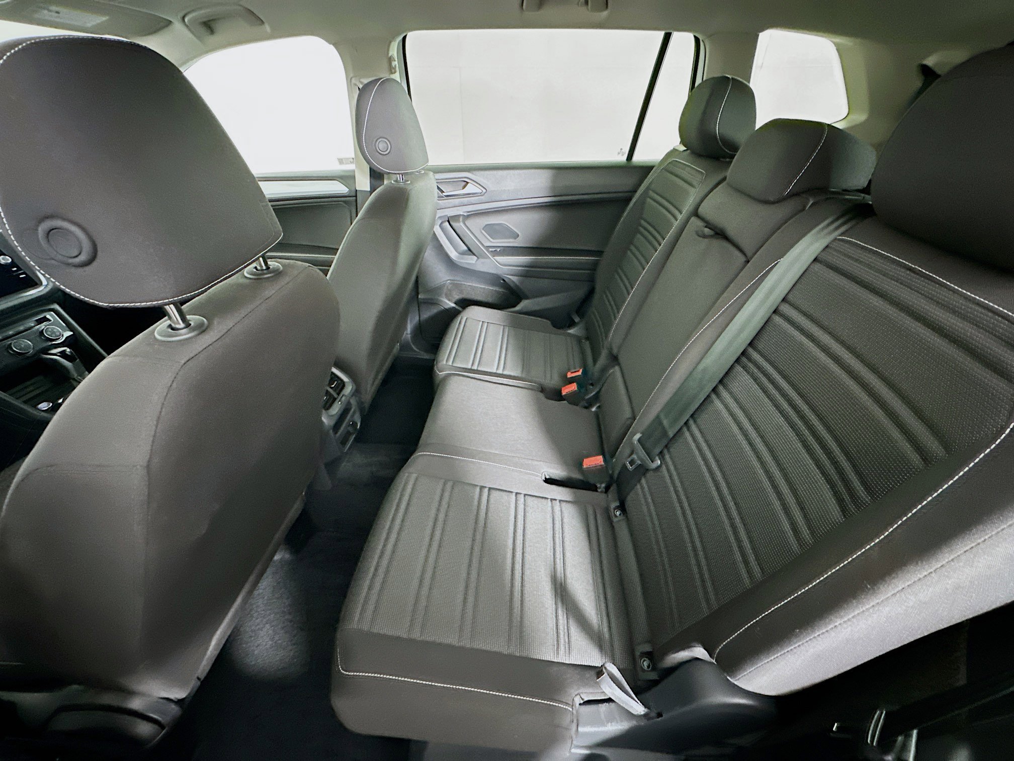 Used 2024 Volkswagen Tiguan S image 27