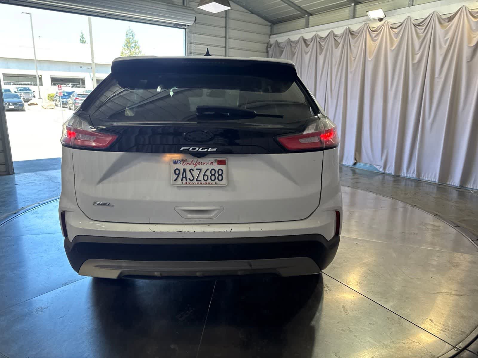 Used 2022 Ford Edge SEL w/ Sport Appearance Package AWD/4WD image 6