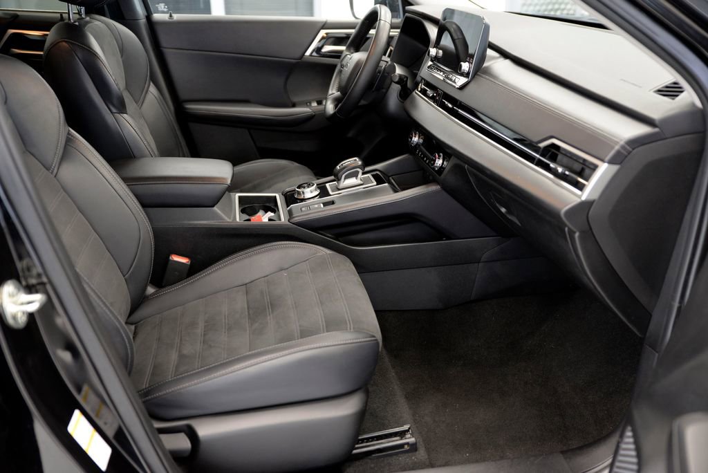 Used 2024 Mitsubishi Outlander SE image 30