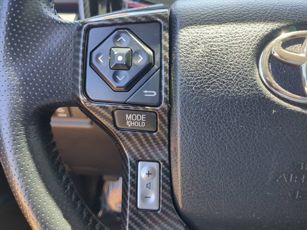 Used 2019 Toyota 4Runner SR5 AWD/4WD image 27