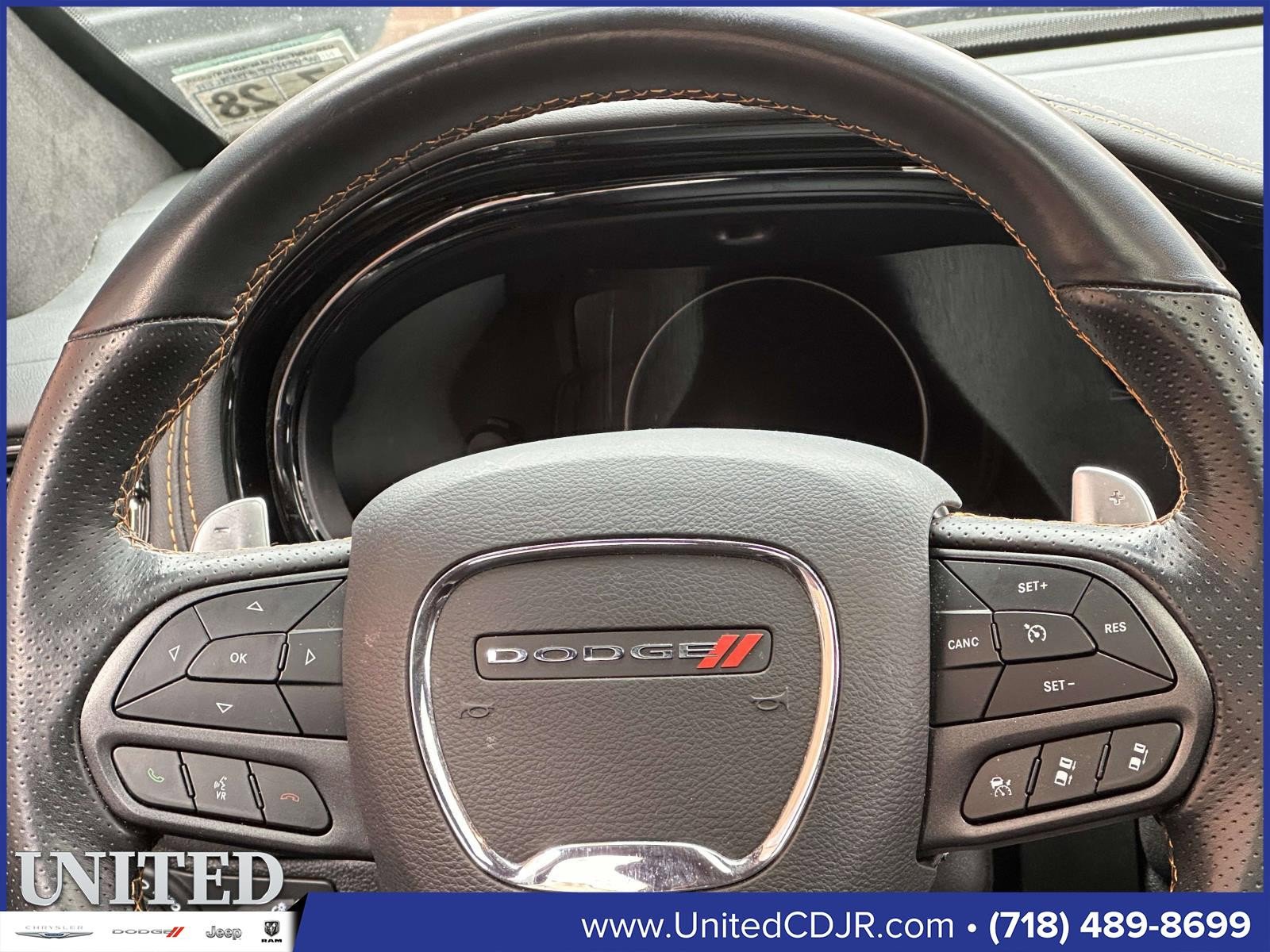 Used 2023 Dodge Durango R/T w/ Hemi Orange Plus Package image 23