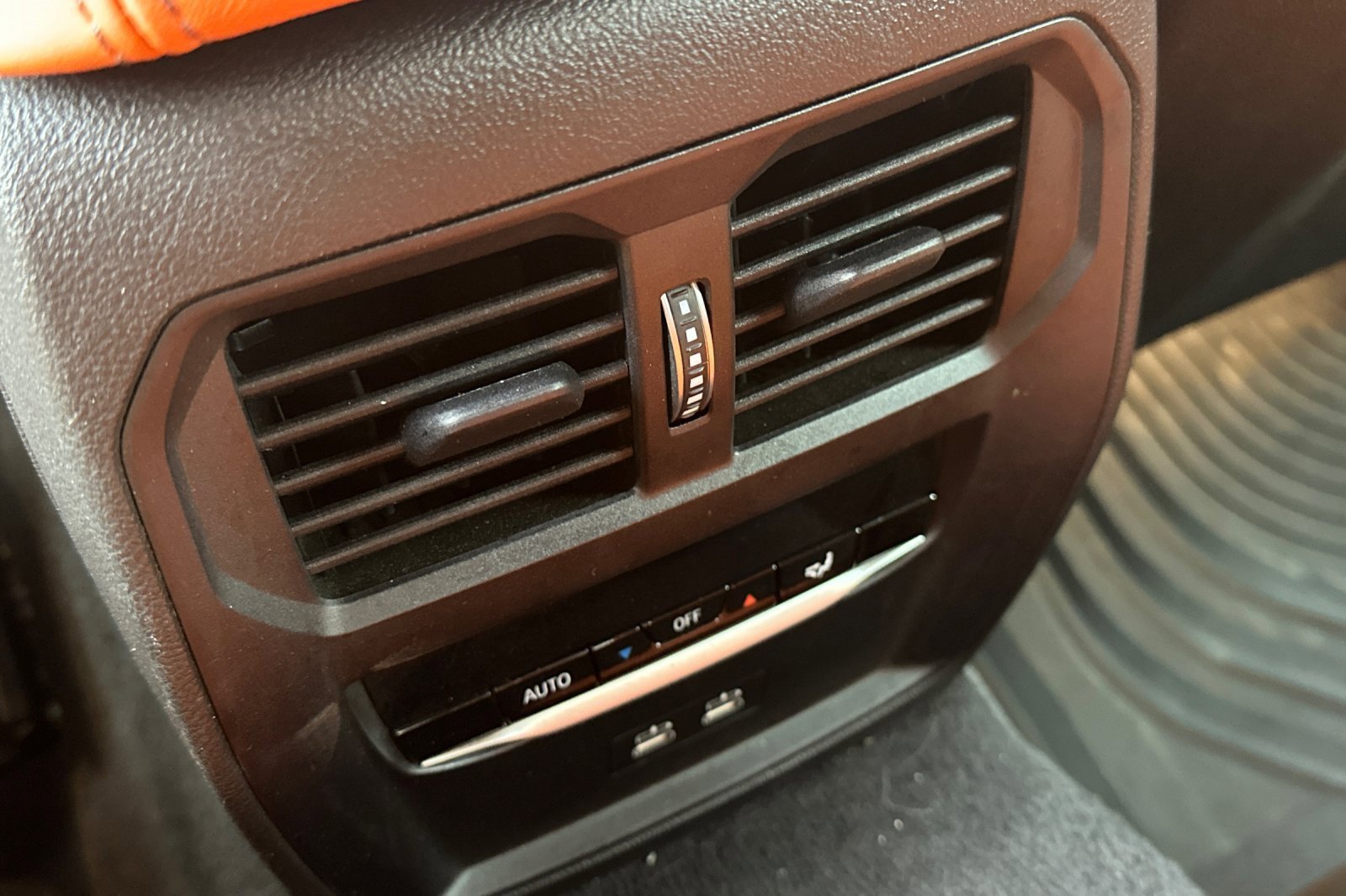 Used 2023 BMW M4 xDrive Competition image 44