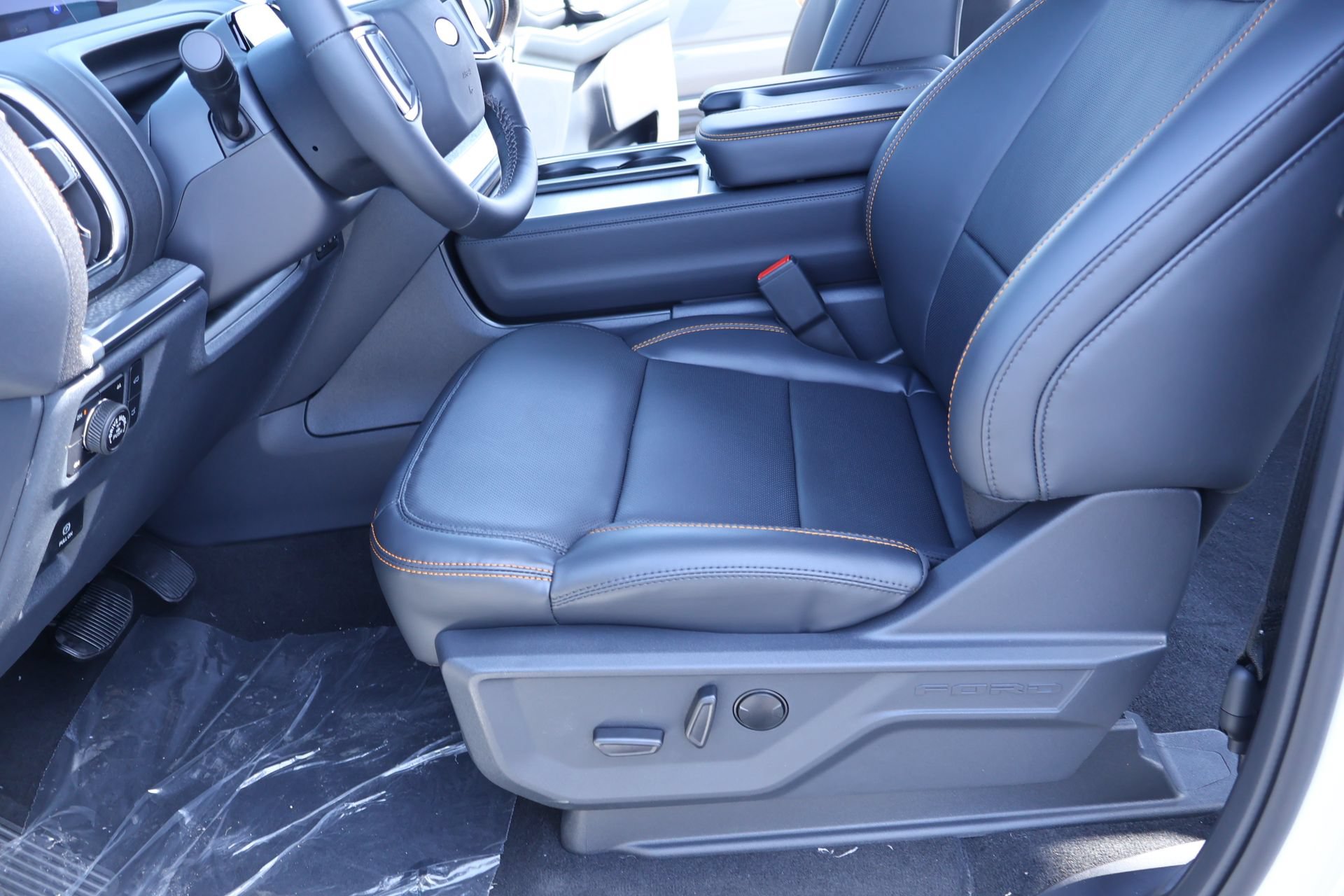 New 2027 Ford Expedition Tremor w/ Driver's Package AWD/4WD image 13