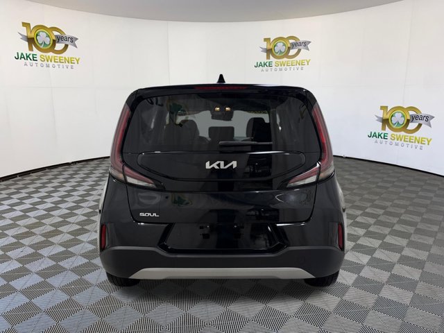 Certified 2025 Kia Soul LX w/ LX Technology Package FWD image 9