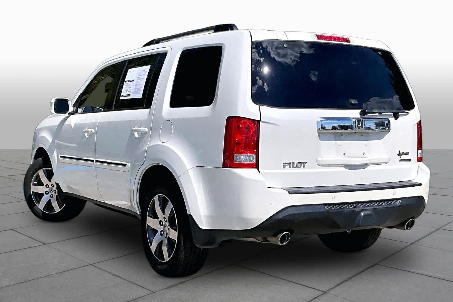 Used 2012 Honda Pilot Touring image 11