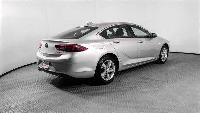 Used 2018 Buick Regal Preferred image 8