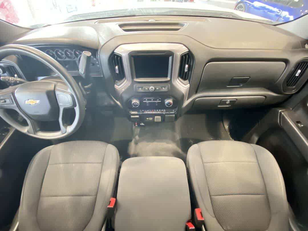 Used 2021 Chevrolet Silverado 1500 Custom AWD/4WD image 23