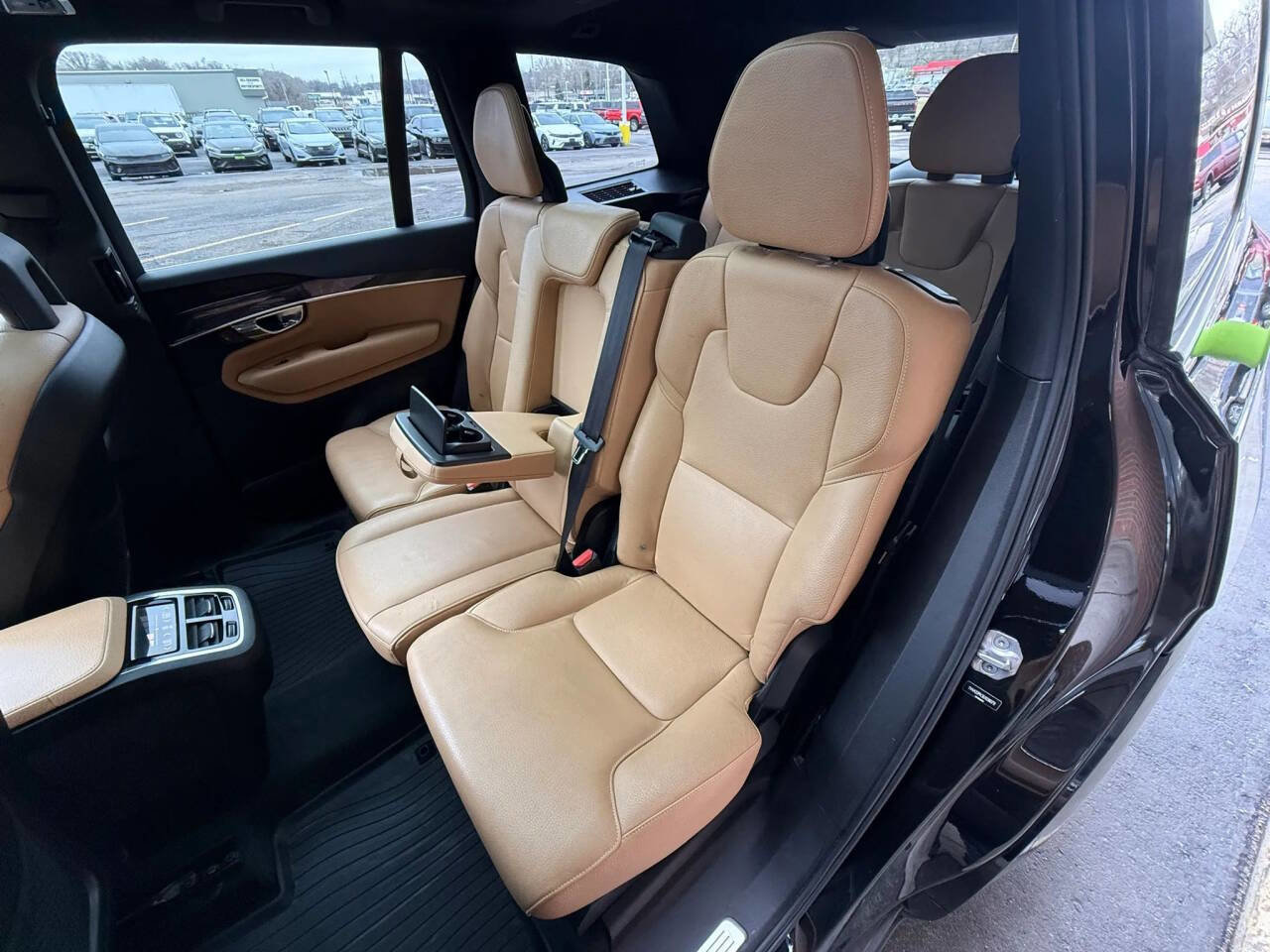 Used 2016 Volvo XC90 T6 Momentum w/ Protection Package Plus image 18