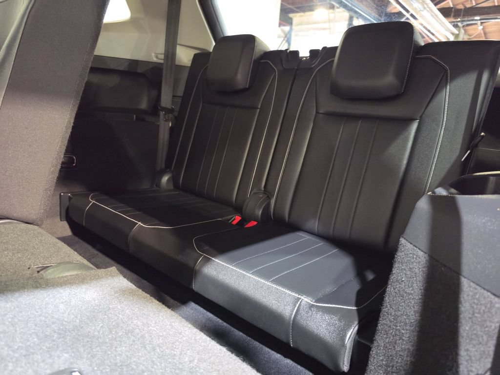 Used 2022 Volkswagen Tiguan SE FWD image 25