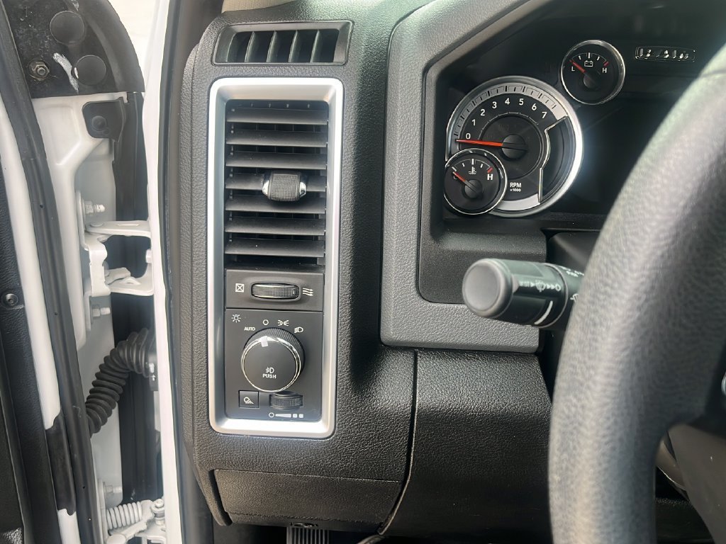 Used 2019 RAM 1500 Warlock RWD image 10