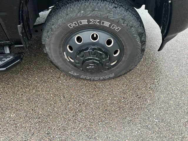Used 2024 RAM 3500 Laramie w/ Night Edition AWD/4WD image 4