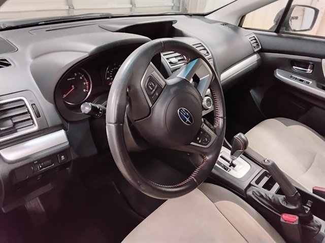 Used 2017 Subaru Crosstrek 2.0i Premium w/ Popular Package #1 AWD/4WD image 11
