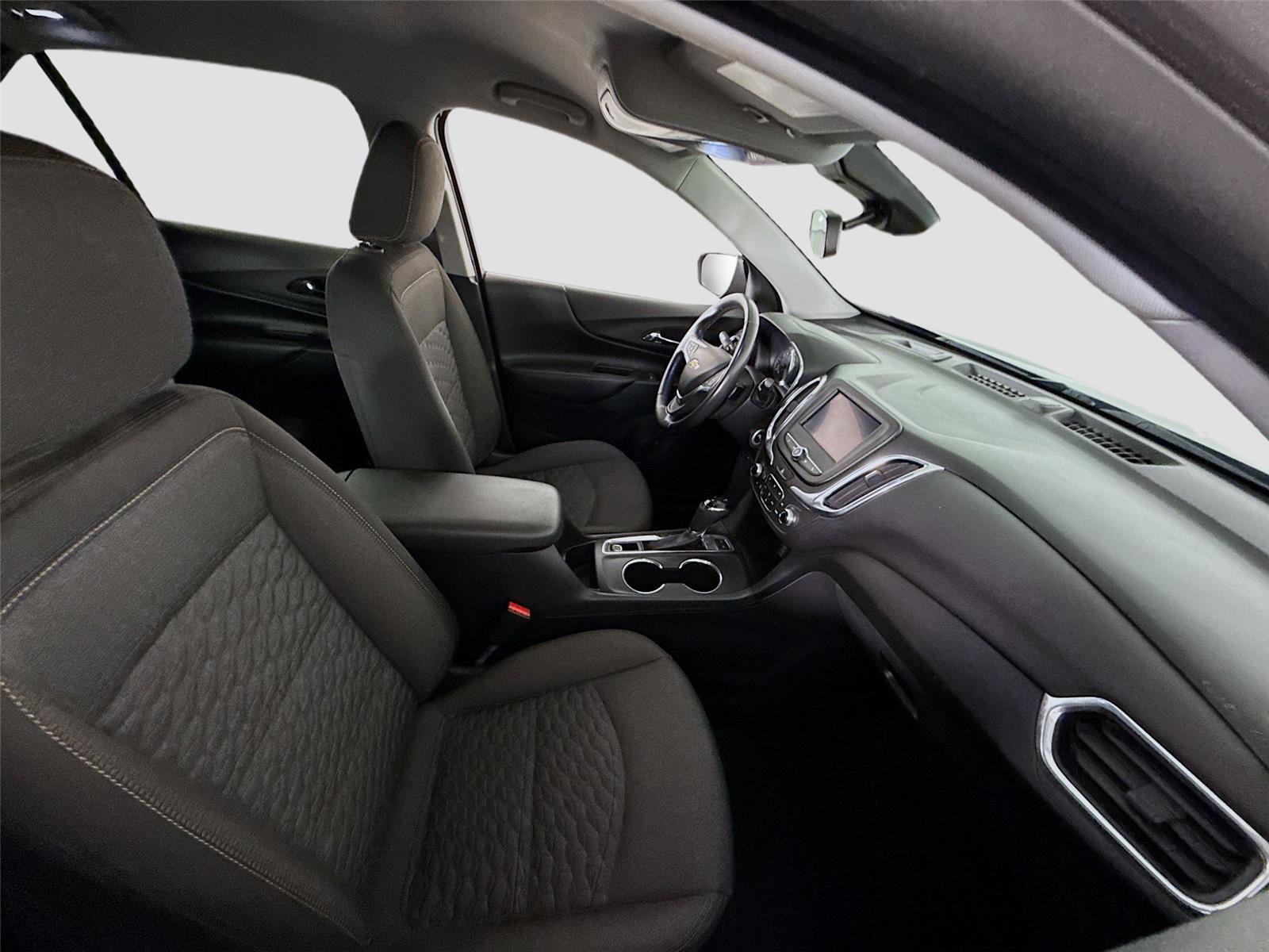 Used 2020 Chevrolet Equinox LT image 19