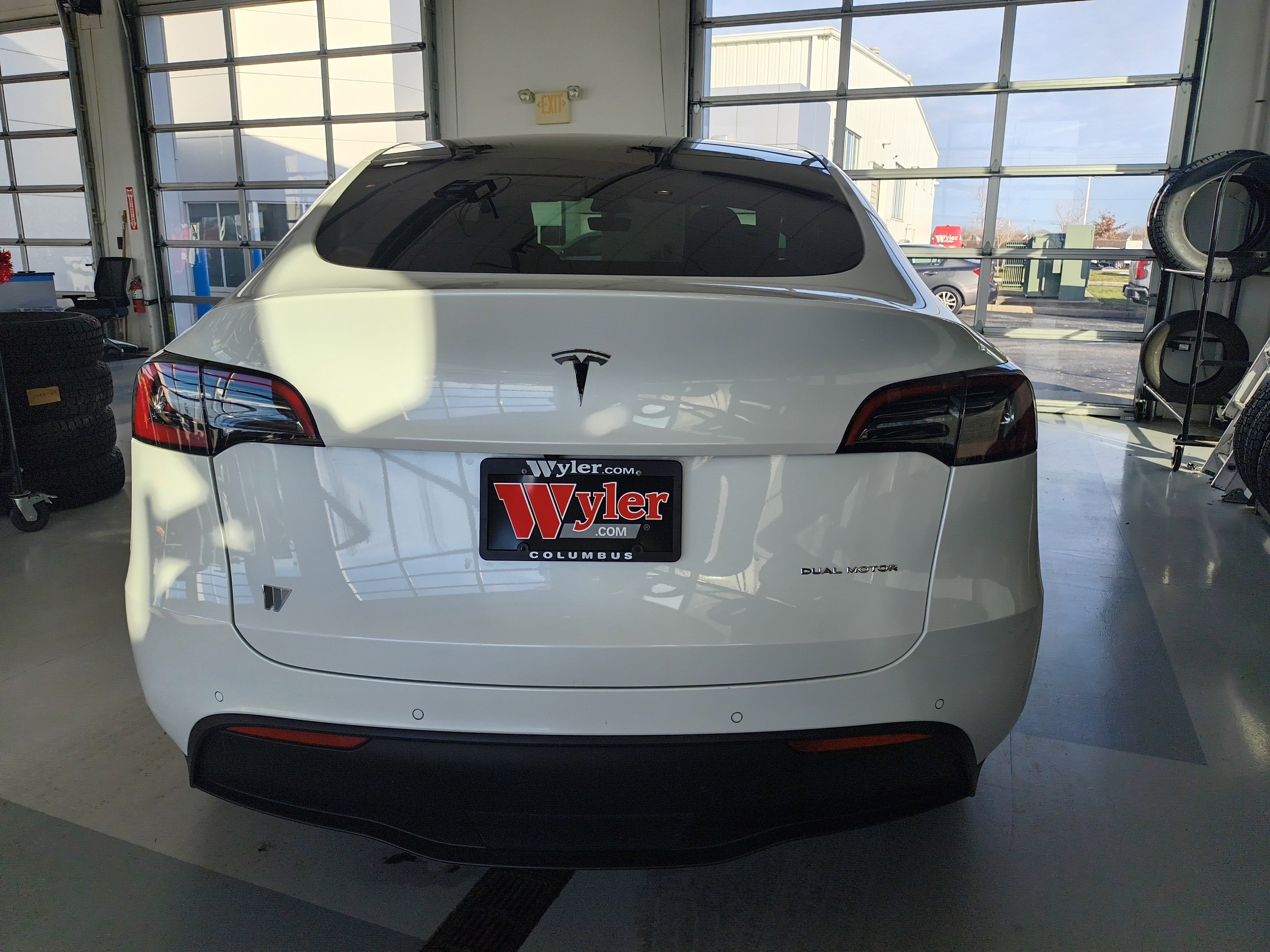 Used 2021 Tesla Model Y Long Range image 5