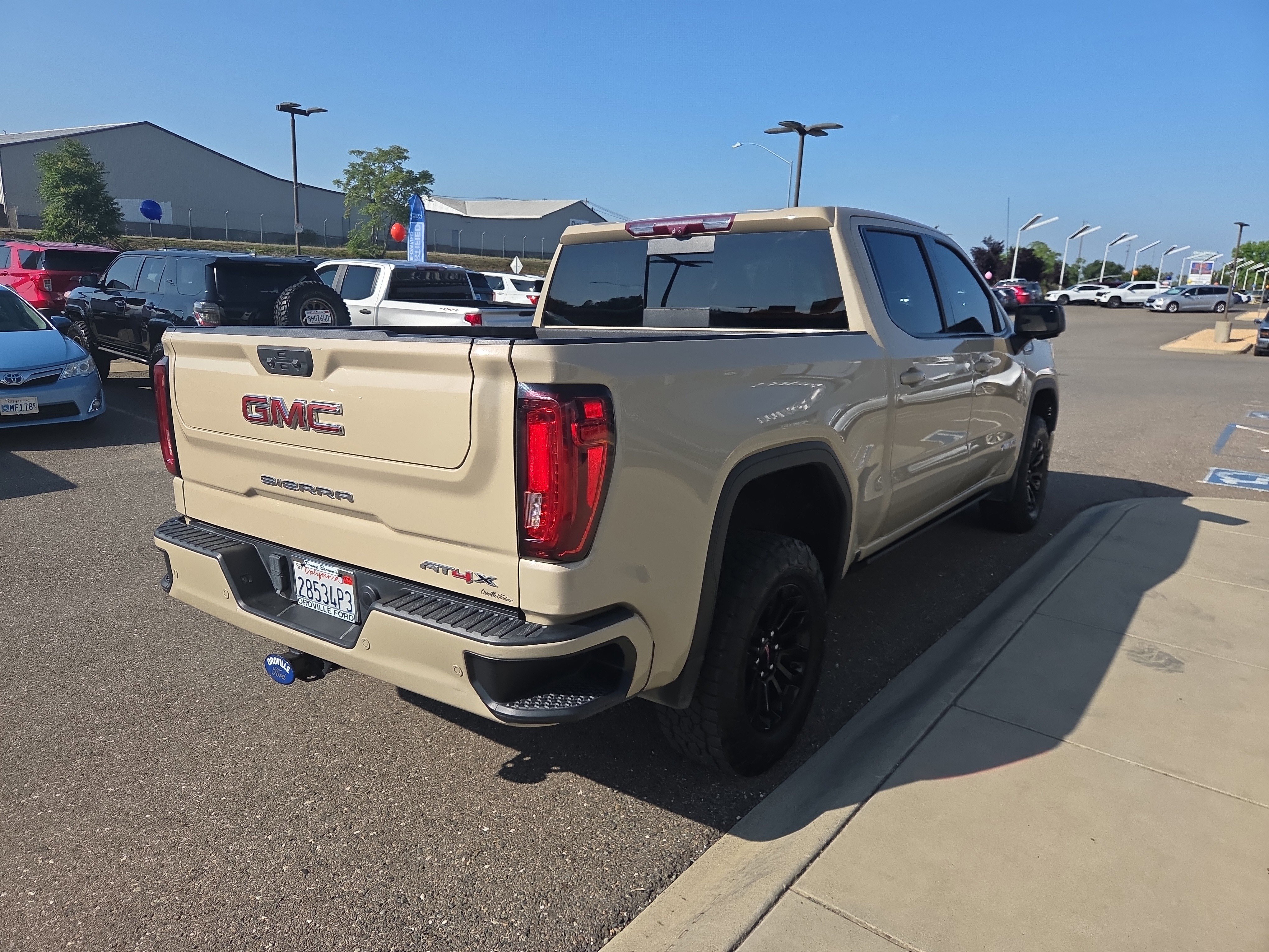 Used 2022 GMC Sierra 1500 AT4X AWD/4WD image 5