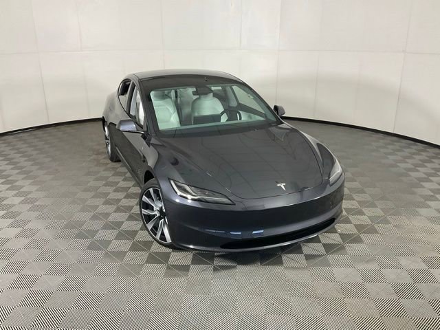 Used 2025 Tesla Model 3 Long Range RWD image 36