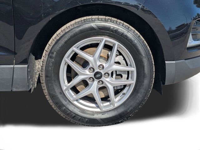 Used 2023 Ford Edge SEL image 11