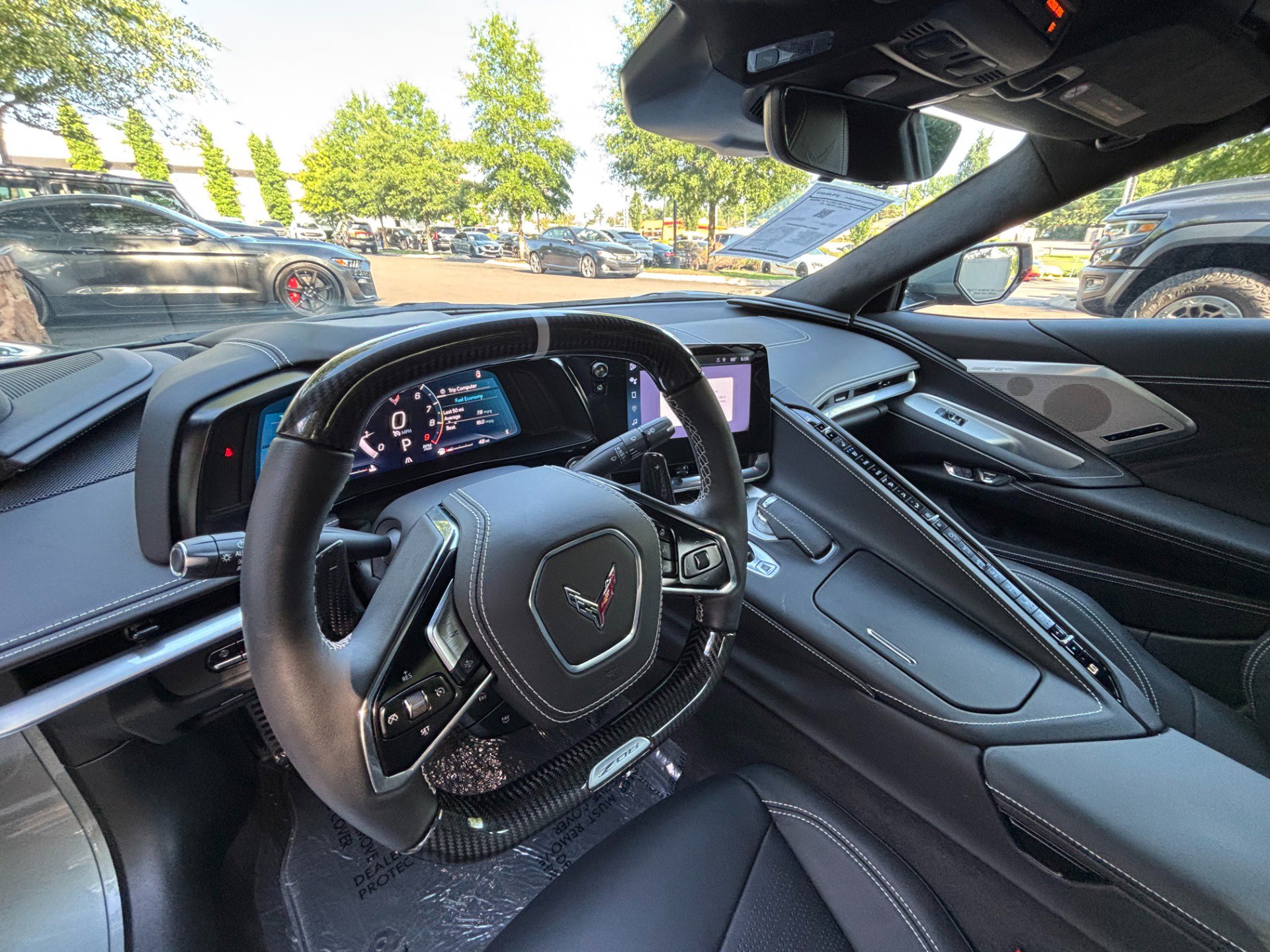 Used 2024 Chevrolet Corvette Z06 RWD image 11