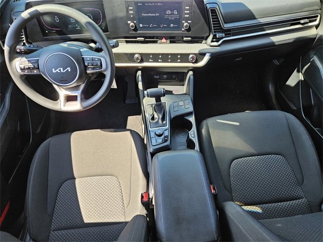 Used 2024 Kia Sportage LX image 8