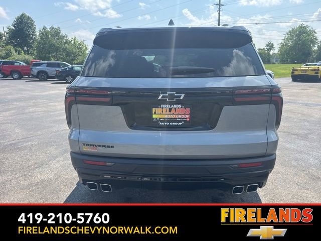New 2025 Chevrolet Traverse LT w/ Midnight/Sport Edition image 4