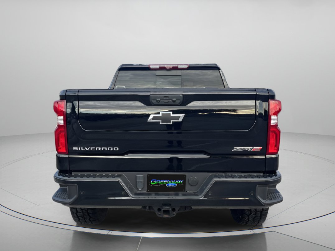 Used 2024 Chevrolet Silverado 1500 ZR2 w/ Technology Package image 4