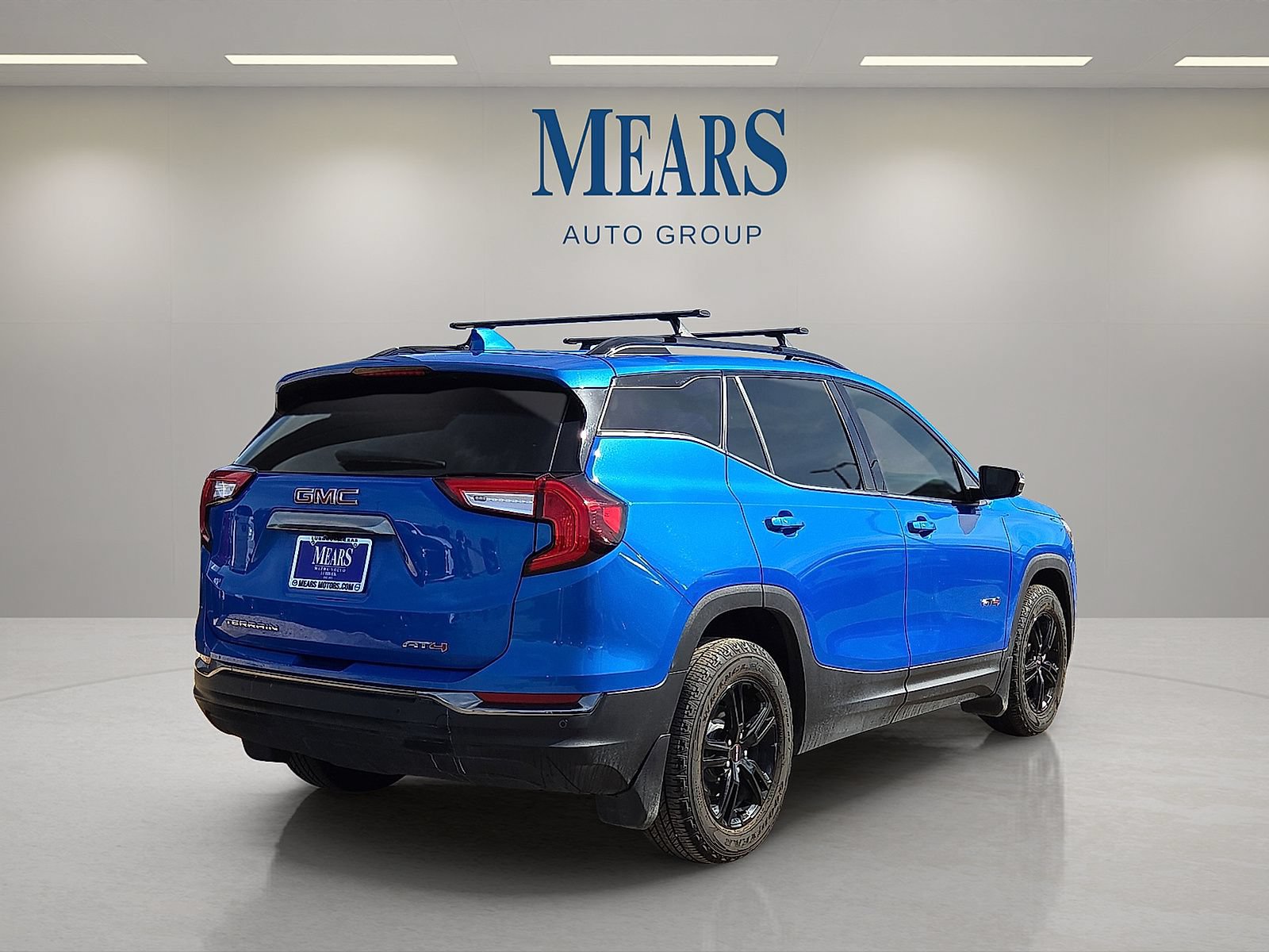 Used 2024 GMC Terrain AT4 w/ Tech Package AWD/4WD image 5