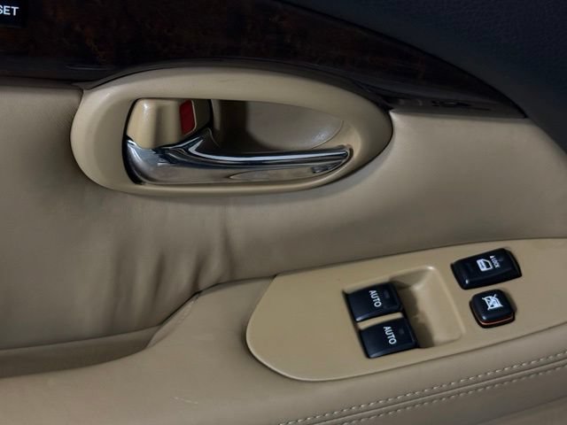 Used 2006 Lexus SC 430 Convertible RWD image 15