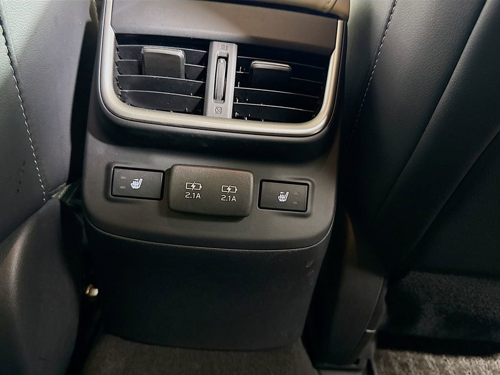 Used 2020 Subaru Outback Limited image 31