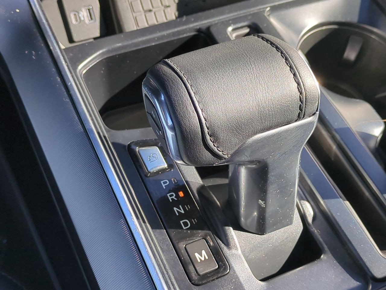 Used 2024 Ford F150 Platinum w/ Equipment Group 702A High image 27